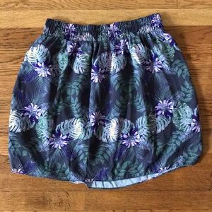 MOSSINO floral skirt w expandable waist size M / L